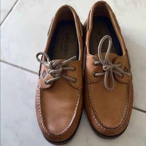 Sperry Tan Boat Shoes Classic Moccasin Style